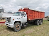 GMC- GENERAL MOTORS CORPORATION- SIERRA 7000 SERIES 1979 GRAIN TRUCK