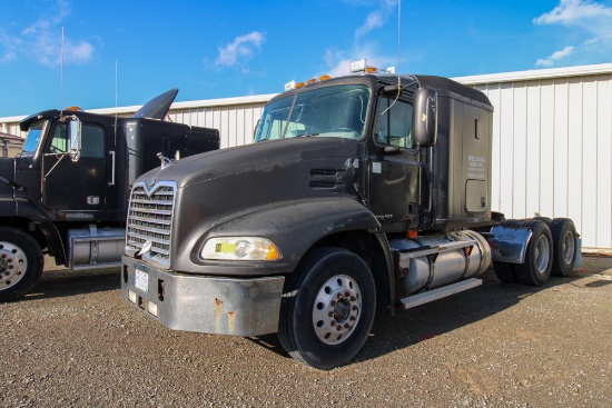 2000 MACK, TRUCK SEMI TRACTOR, VISION SERIES CX613 SLEEPER CAB