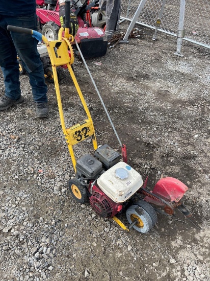 LANDSCAPING MCLANE EDGER