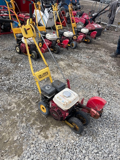 LANDSCAPING MCLANE EDGER