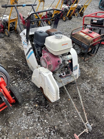 DIAMOND VANTAGE CONCRETE SAW