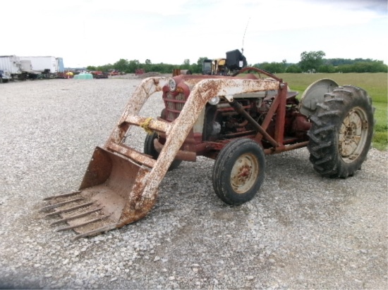 Ford 860 Tractor