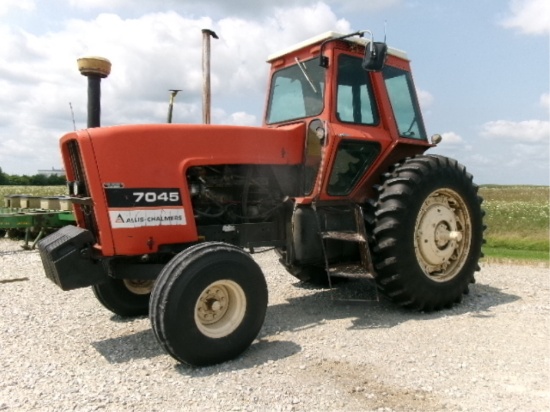 1978 Allis Chalmers 7045 Tractor