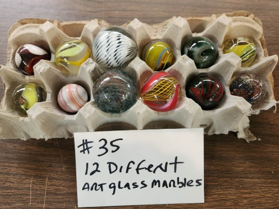 LOT OF 12 ART GLASS MARBLES