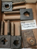4 MARBLE MOLDS WITH WEIGHTED TOOL