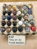 LOT OF 30 MIXED MARBLES