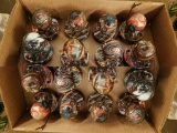 12 LARGE MARBLES AND FROGS