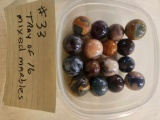 Tray of 16 marbles