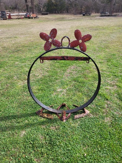 Decorative Ring Hanger