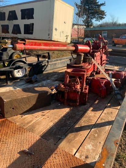 5.5 Casing Tongs, Elevators with one set of slips