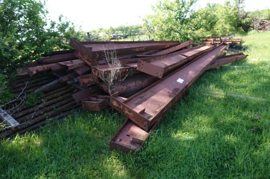lot of red iron and scrap 1x