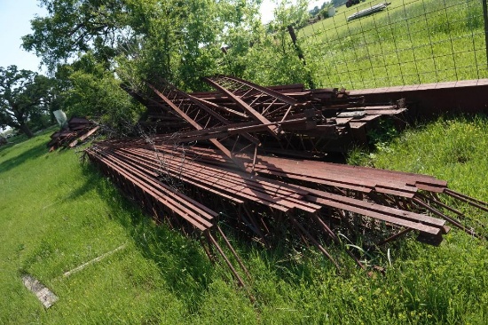 lot of rebar trusses 1x