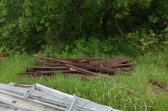 lot of metal angle/tubing 1x