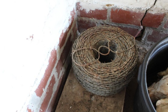 Roll of barbed wire