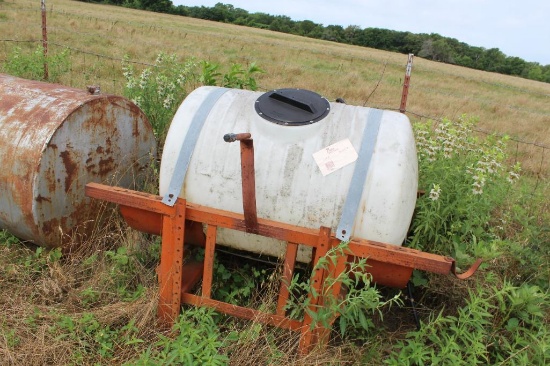 Spray rig attachment for tractor