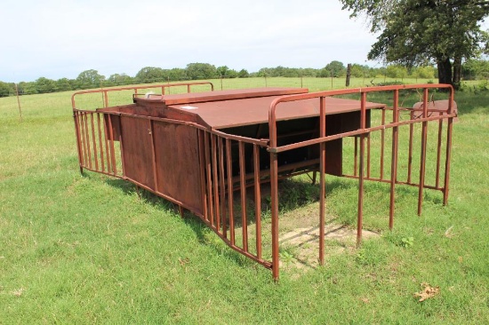 Covered Creep Feeder with Fence Panel Enclosure