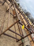 Hay feeder