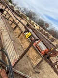 Hay feeder