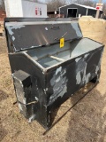 1,200 lb cake feeder