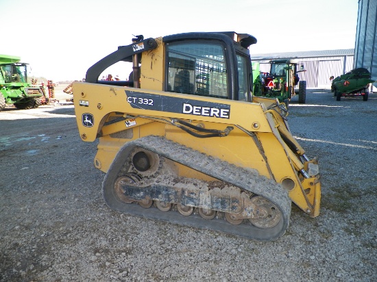 John Deere CT332