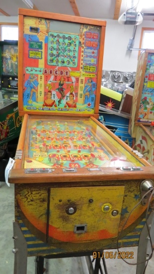 Vintage Showtime Pinball Machine By Bally