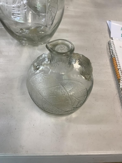 White House Pint Vinegar Jar