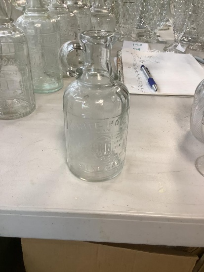 White House Pint Vinegar Jar