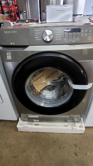 Samsung 4.5-cu ft High Efficiency Stackable Steam Cycle Front-Load Washer (Platinum)