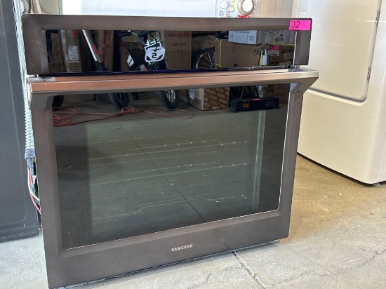 Samsung 30 Inch Wide 5.1 Cu. Ft. Electric Single Oven with WiFi Connectivity