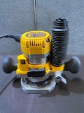 DEWALT Plunge Router Base