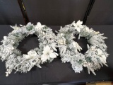 2 Christmas Wreath Decor