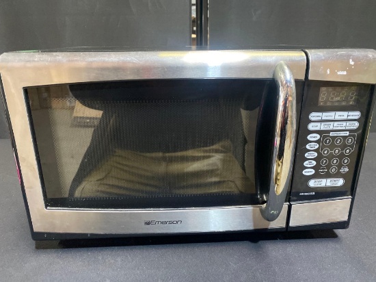 Emerson Radio Microwave Oven with Inverter Technology Stainless Steel Countertop