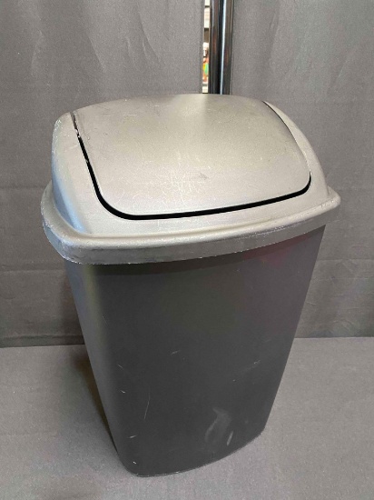 Trash Can