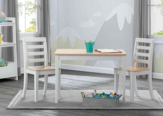 Delta Children Gateway Table & 2 Chair Set