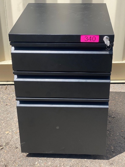 Metal storage cabinet