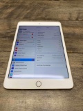 Apple iPad mini 4