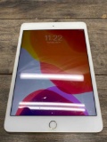 Apple iPad mini 4