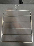 Arm Pant Hanger
