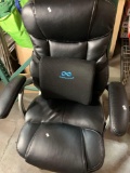 EVERLASTING COMFORT Office Chair W/Wheels
