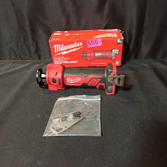 Milwaukee M18 18V Lithium-Ion Cordless Drywall Cut Out Rotary Tool (Tool-Only)