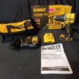 DEWALT ATOMIC 20-Volt Lithium-Ion Cordless Compact 1/2 in. Drill/Driver Kit with 2.0Ah Battery,