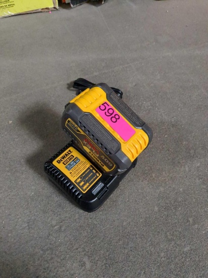 DeWalt 12v/20v Battery Charger & DeWalt 60v Max Flex Volt Lithium Ion 20v 9.0Ah Battery Combo