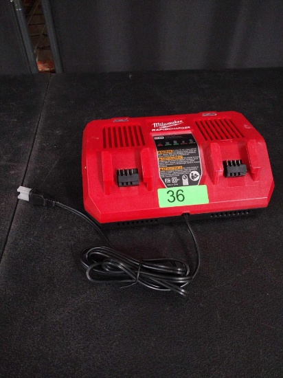Milwaukee M18 Dual Bay Rapid Charger