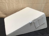 FORIAS Bed Wedge Pillow 24? X 24? 10?