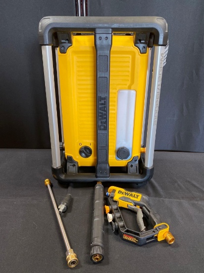 DEWALT 2100 MAX PSI 1.2 GPM 13 AMP JOBSITE ELECTRIC COLD WATER PRESSURE WASHER