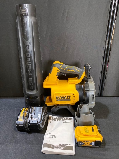 DEWALT 20V MAX BRUSHLESS XR 5 Ah HANDHELD AXIAL BLOWER
