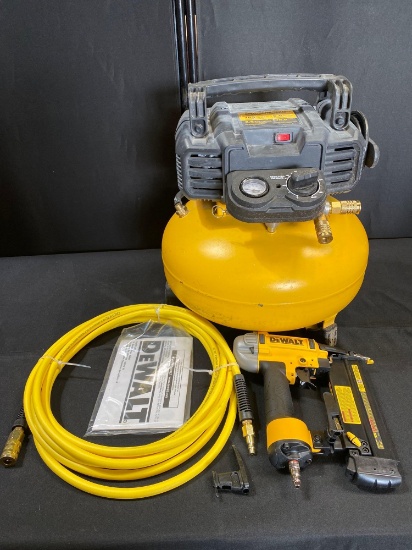 DeWALT NAILER AND COMPRESSOR COMBO KIT