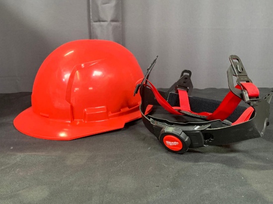 Milwaukee Red Front Brim Hard Hat w/4pt Ratcheting Suspension