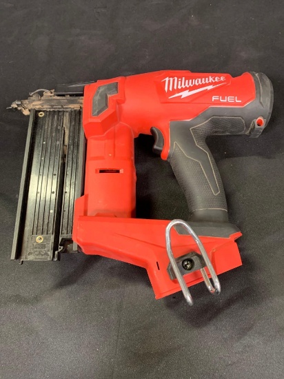 Milwaukee Brushless Cordless Gen II 18-Gauge Brad Nailer (Tool-Only)