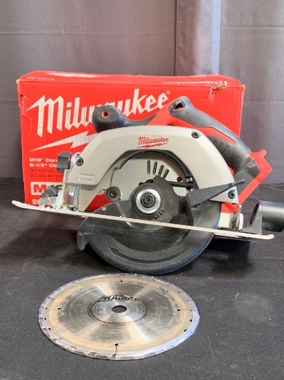 Milwaukee Cordless Circular Saw